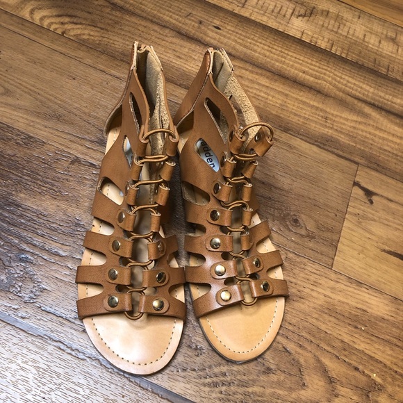 Madden Girl Post Caged Open Toe Flat Sandals 6 - Picture 3 of 11